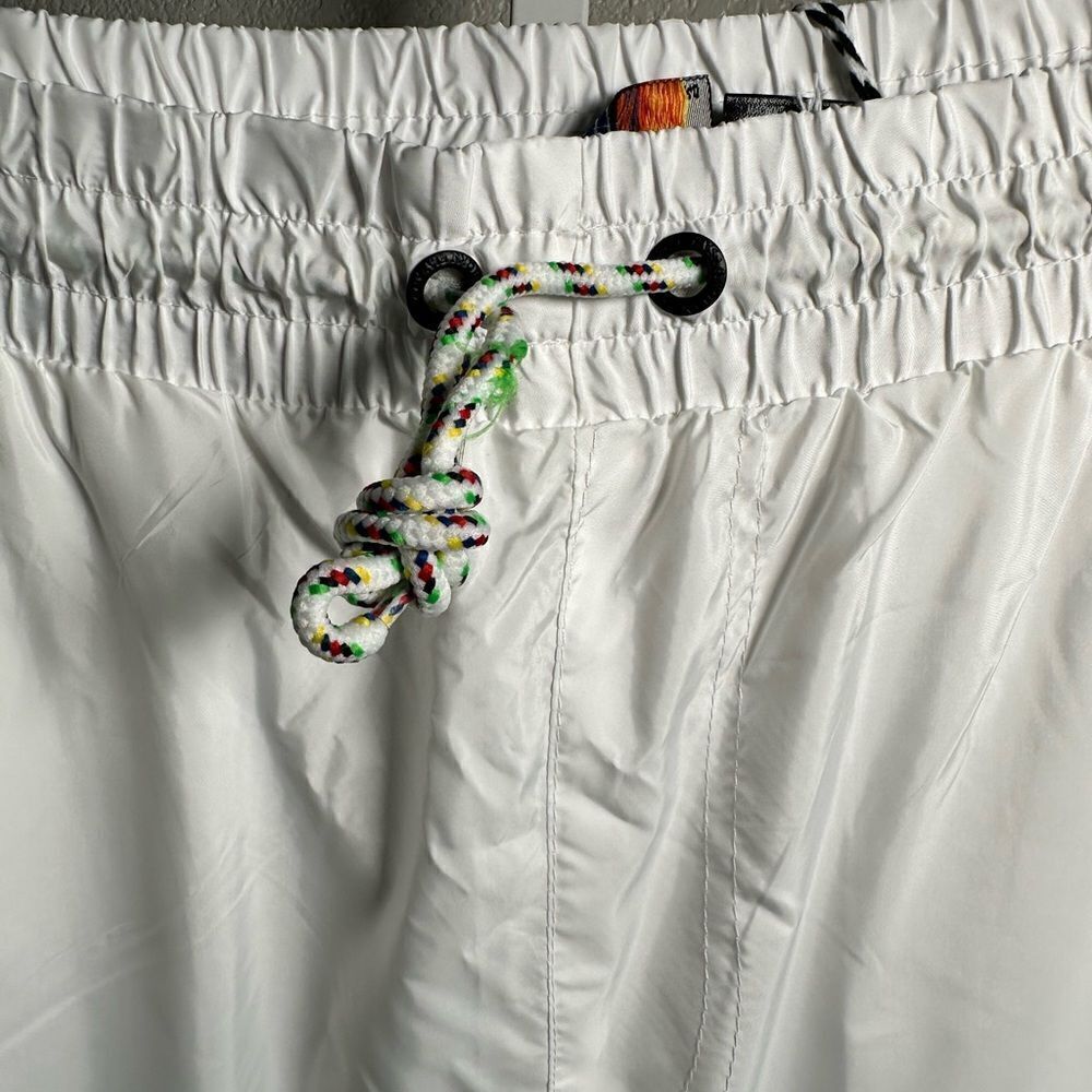 NWT Born Fly Men’s White Joggers With Patches Respected - Size XL - Picture 8 of 11